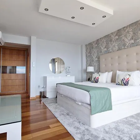 Villa Azure Serenity By Lovelystay *