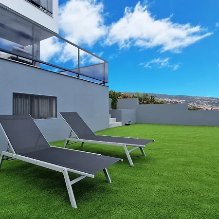 Azure Serenity By Lovelystay Villa