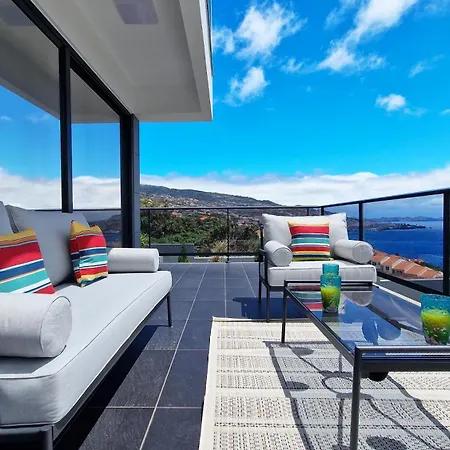 Azure Serenity By Lovelystay Villa *