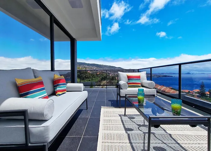 Azure Serenity By Lovelystay Villa *