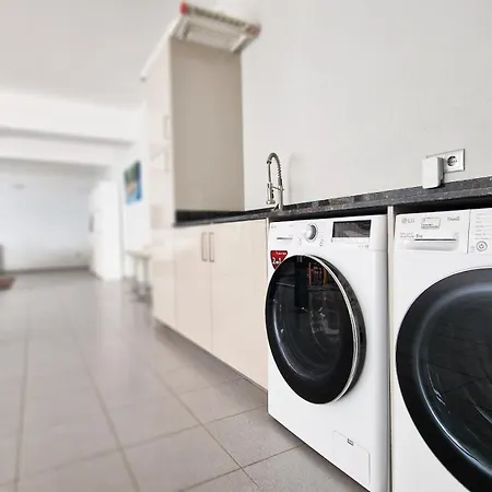 Βίλα Azure Serenity By Lovelystay