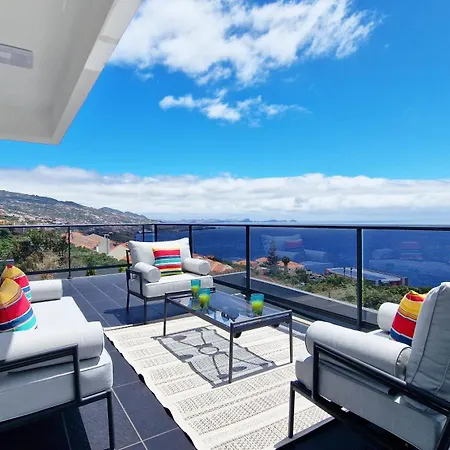 Villa Azure Serenity - Jacuzzi & Sea View By Lovelystay