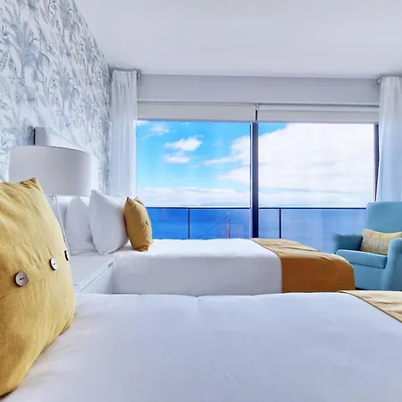 Villa Azure Serenity - Jacuzzi & Sea View By Lovelystay Santa Cruz (Madeira)