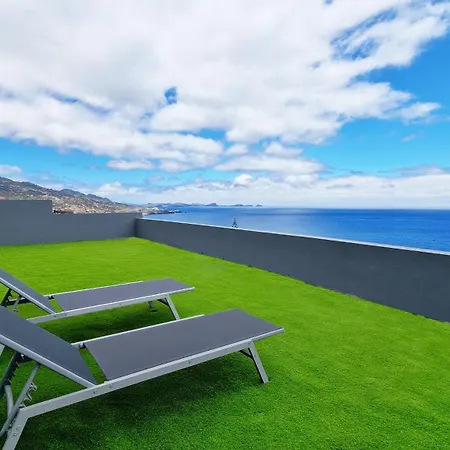 Azure Serenity - Jacuzzi & Sea View By Lovelystay