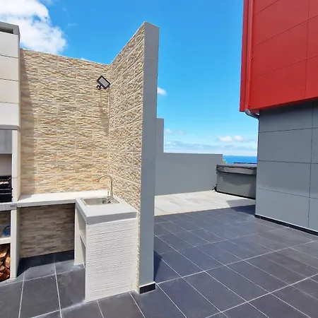 Βίλα Azure Serenity By Lovelystay