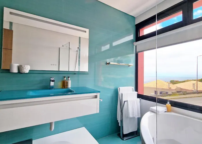 Azure Serenity By Lovelystay * Santa Cruz (Madeira)