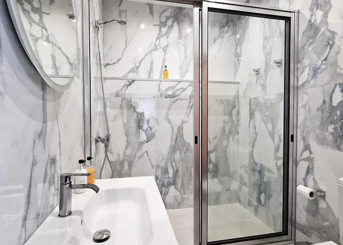 Willa Azure Serenity By Lovelystay