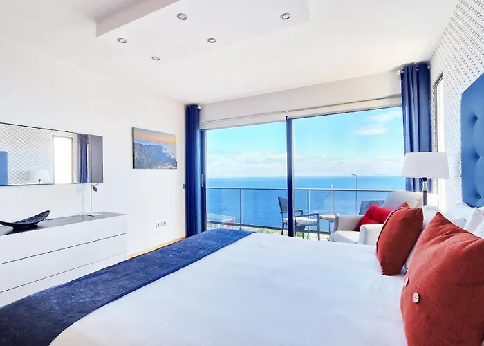 Willa Azure Serenity By Lovelystay *