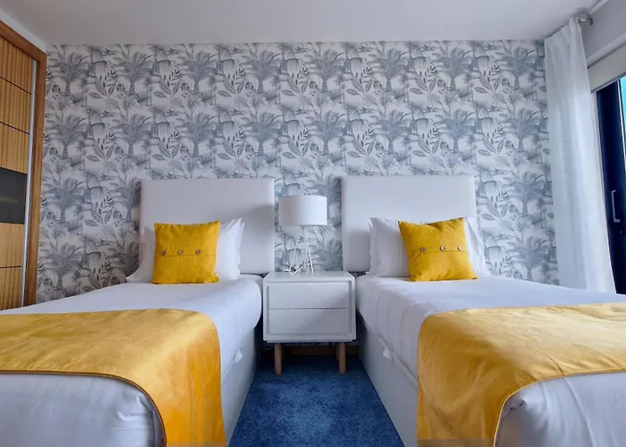 Azure Serenity By Lovelystay *