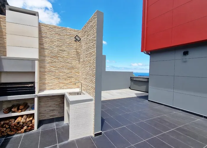 Willa Azure Serenity By Lovelystay