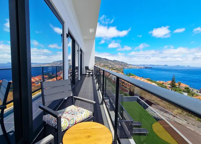 Azure Serenity By Lovelystay *